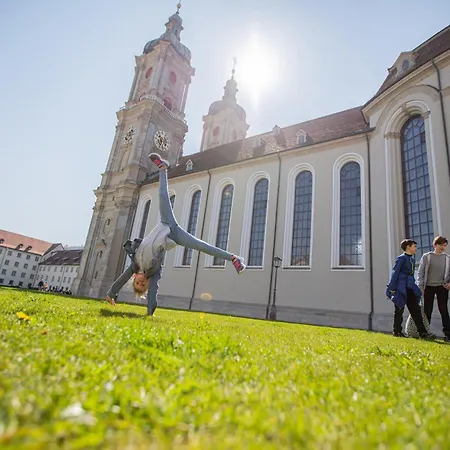 Klara 1031 - Olma, Spital, Uni St- Gallen *